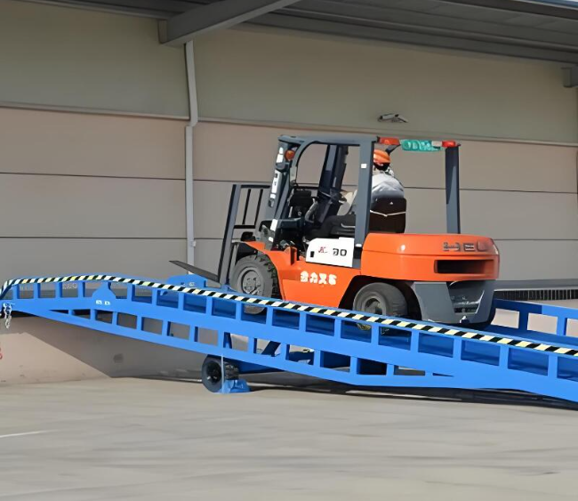辽阳移动式卸货平台（叉车用）